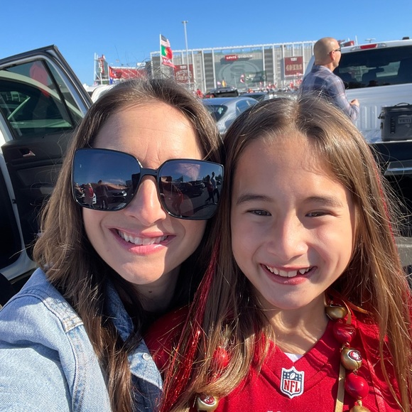 👋 - Picture 4 of 10